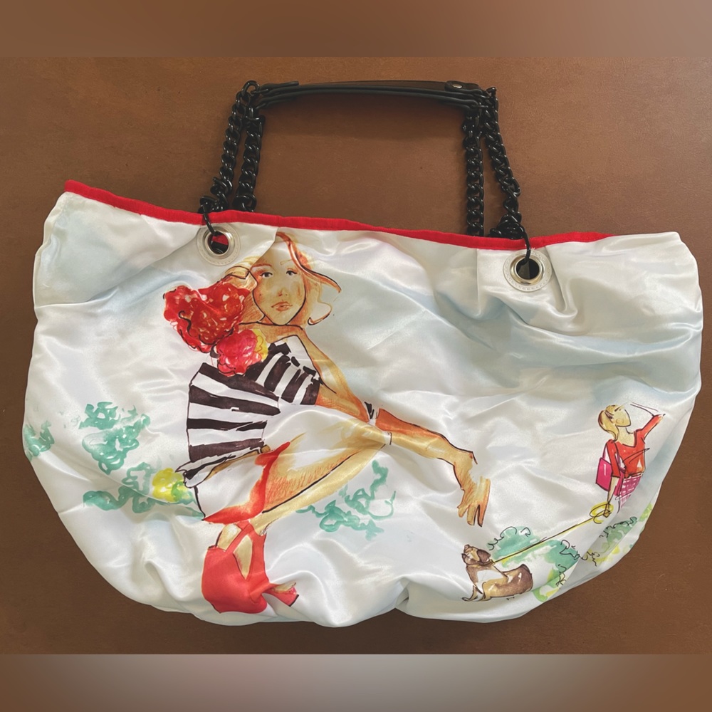 Sateen Tote NWOT 🎉HP🎉 large with beautiful screen prints on a white background